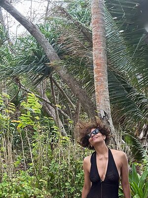 Halle Berry Nude Leaked Photo #30