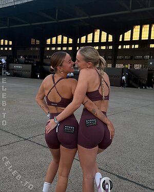 Hannaahcarolina Nude Leaked Photo #25