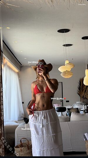 Hannaahcarolina Nude Leaked Photo #47