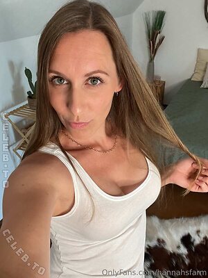 Hannah Mave Nude Leaked Photo #52