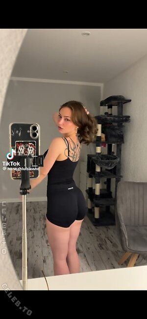 hannahluisienne Nude Leaked Photo #81