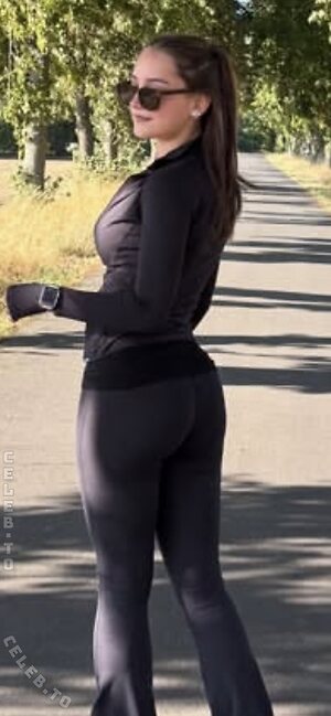 hannahluisienne Nude Leaked Photo #125