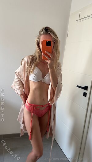 Hannahxxx91 photo