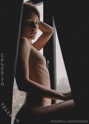 Hareniks Nude Leaked Photo #1367