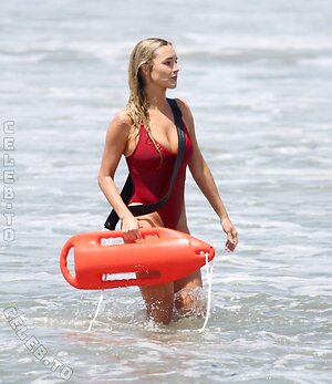 Hassie Harrison Nude Leaked Photo #63