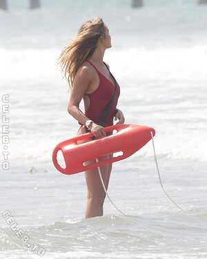 Hassie Harrison Nude Leaked Photo #192