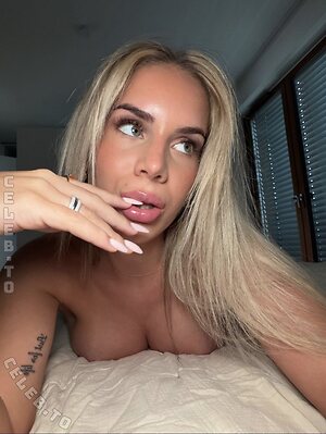 Helenaakln Nude Leaked Photo #258