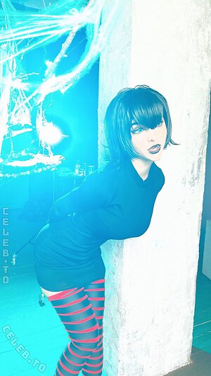 Hologana Nude Leaked Photo #31