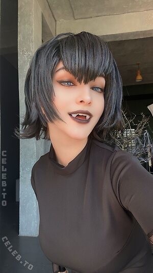 Hologana Nude Leaked Photo #39