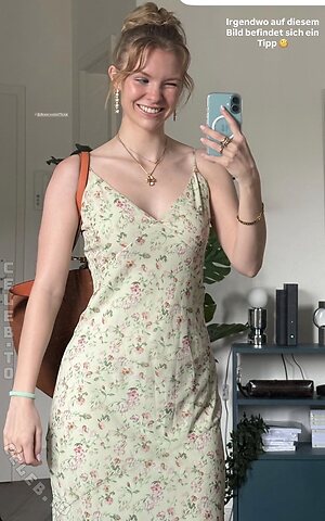 Honey Hannii Nude Leaked Photo #18