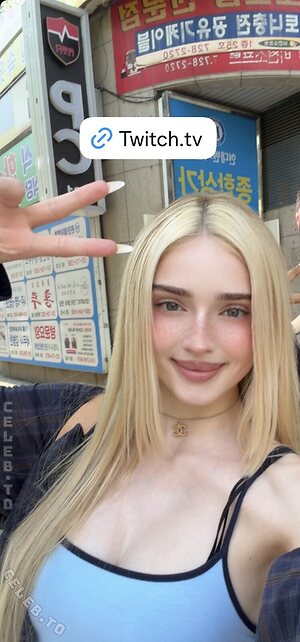 HoneyPuu Nude Leaked Photo #188