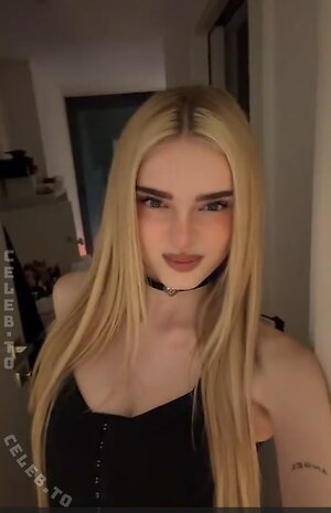HoneyPuu Nude Leaked Photo #217