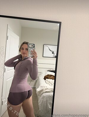 Hope Ann Nude Leaked Photo #11