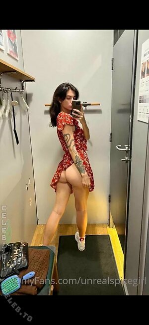 Hot Tatty Nude Photos