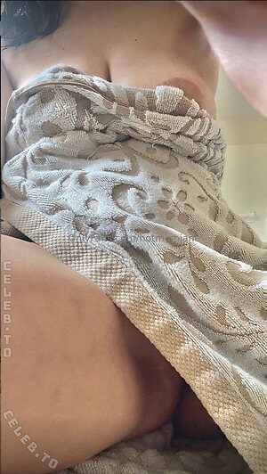 HotMomJane photo