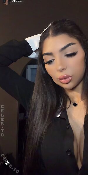 Houda Sanchez Nude Leaked Photo #23