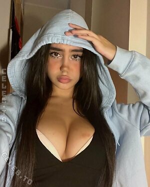 Husvjjal Nude Leaked Photo #48