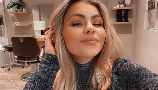 Amira Hoffmann