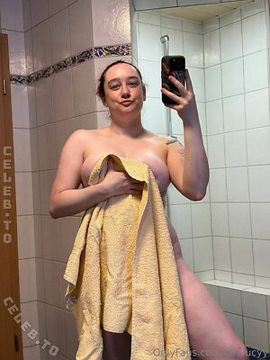 Iamlucyy Nude Leaked Photo #214