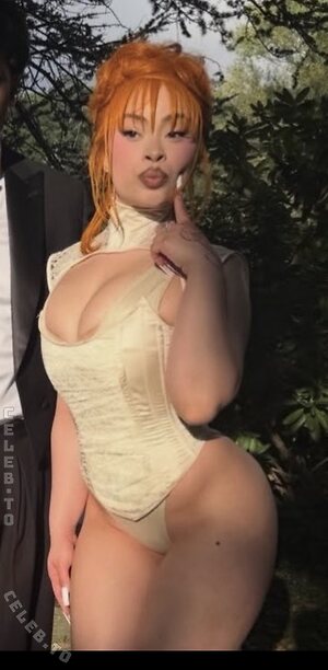 Ice Spice Nude Leaked Photo #29