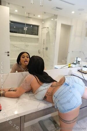 India Love Nude Leaked Photo #57