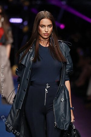 Irina Shayk Nude Leaked Photo #883