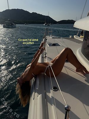 Iris Mittenaere Nude Leaked Photo #34