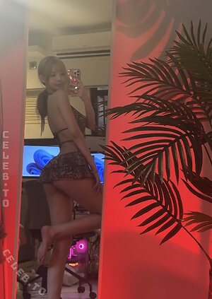 Irissiri129 Nude Leaked Photo #60