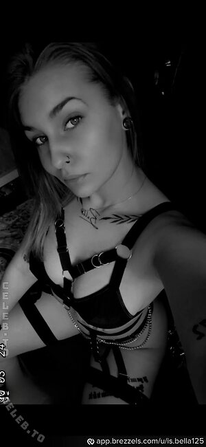 is.bella125 Nude Leaked Photo #7