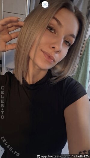 is.bella125 Nude Leaked Photo #15
