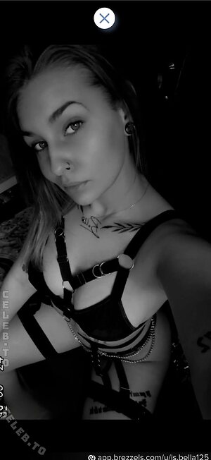 is.bella125 Nude Leaked Photo #80