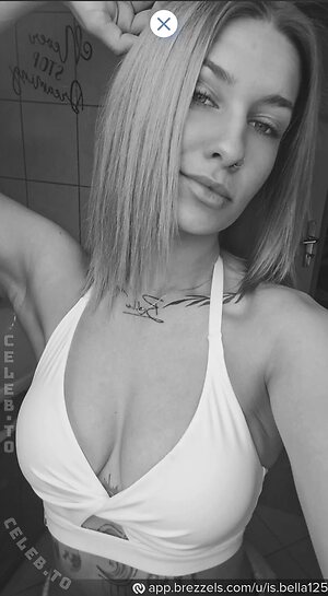 is.bella125 Nude Leaked Photo #109