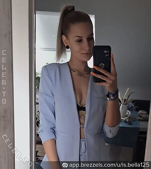 is.bella125 Nude Leaked Photo #120