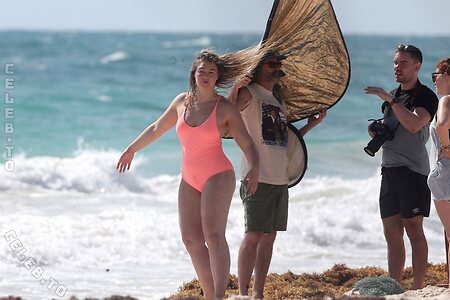 Iskra Lawrence Nude Leaked Photo #224