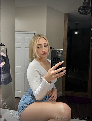 Ivyballl Nude Leaked Photo #55