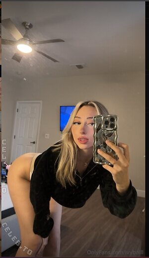 Ivyballl Nude Leaked Photo #65