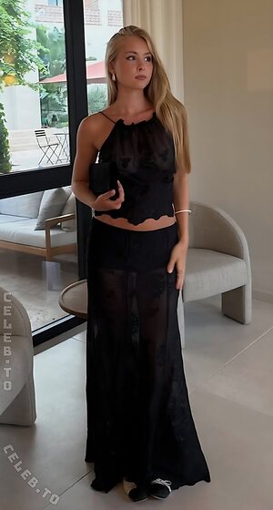 Izaandelle Nude Leaked Photo #119