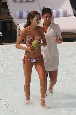 Izabel Goulart Nude Leaked Photo #256