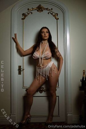 Jade Hutchison Nude Leaked Photo #115