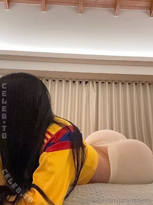 Jailyneojeda Nude Leaked Photo #14