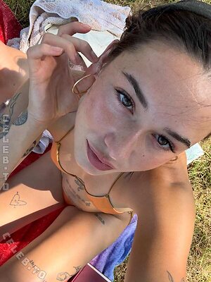Janaxnell Nude Leaked Photo #40