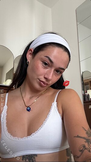 Janaxnell Nude Leaked Photo #47