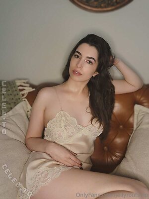 Jellyroots Nude Leaked Photo #8