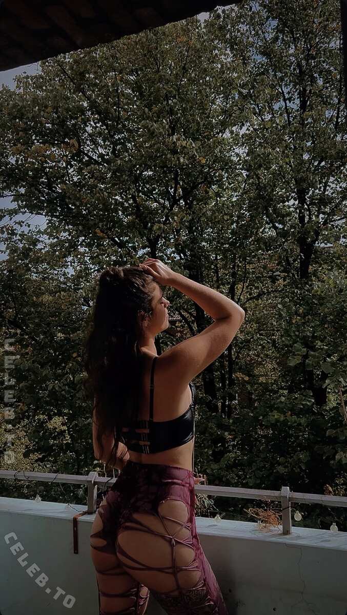 Jennifer Engelhard Nude Leaked Photos
