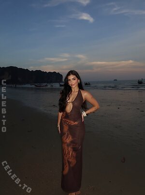 Jennifer Iglesias Nude Leaked Photo #12