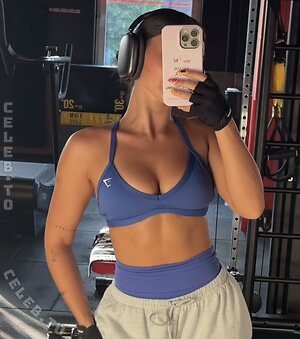 Jennifer Iglesias Nude Leaked Photo #23