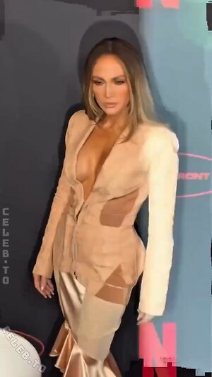 Jennifer Lopez Nude Leaked Photo #93