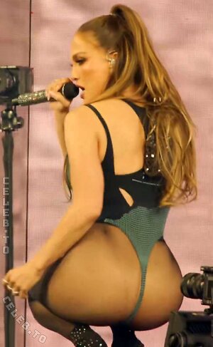 Jennifer Lopez Nude Leaked Photo #104
