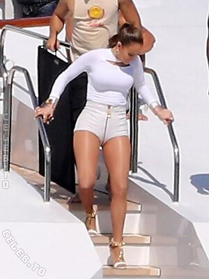 Jennifer Lopez Nude Leaked Photo #206