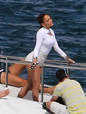 Jennifer Lopez Nude Leaked Photo #207